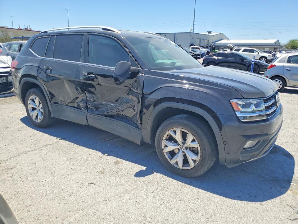 2018 Volkswagen Atlas მანქანა იყიდება აუქციონზე, vin: 1V2LR2CA4JC586400, აუქციონის ნომერი: 63417226