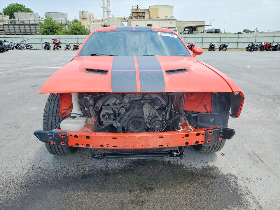 2017 Dodge Challenger მანქანა იყიდება აუქციონზე, vin: 2C3CDZBT0HH566961, აუქციონის ნომერი: 64127776