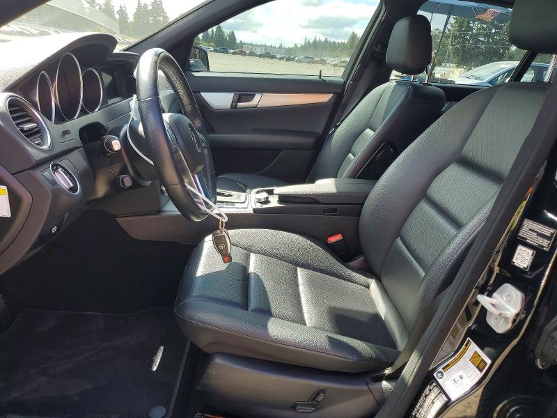 2014 Mercedes-benz C მანქანა იყიდება აუქციონზე, vin: WDDGF4HB1EA939448, აუქციონის ნომერი: 64661156
