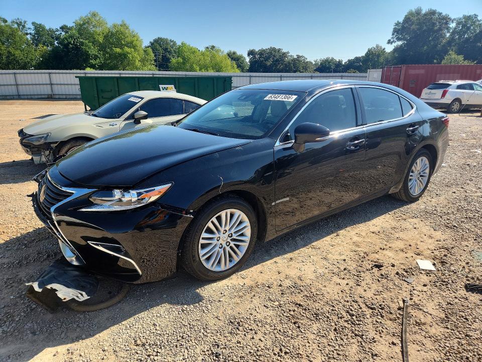63481366 :رقم المزاد ، 58ABK1GG3HU057460 vin ، 2017 Lexus Es مزاد بيع