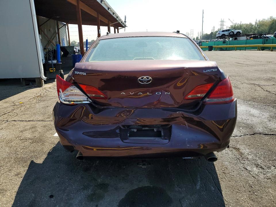 2008 Toyota Avalon მანქანა იყიდება აუქციონზე, vin: 4T1BK36B88U258358, აუქციონის ნომერი: 64290886