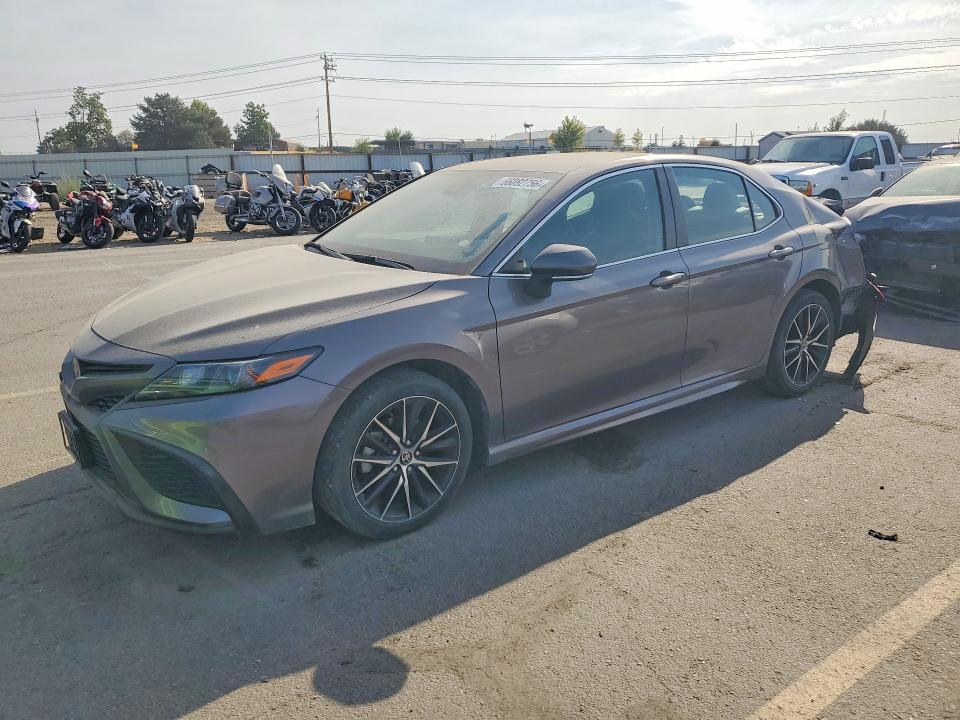 66082756 :رقم المزاد ، 4T1G11AK8PU752058 vin ، 2023 Toyota Camry مزاد بيع