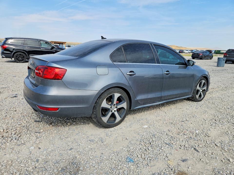2013 Volkswagen Jetta მანქანა იყიდება აუქციონზე, vin: 3VW4A7AJ2DM402326, აუქციონის ნომერი: 64683466