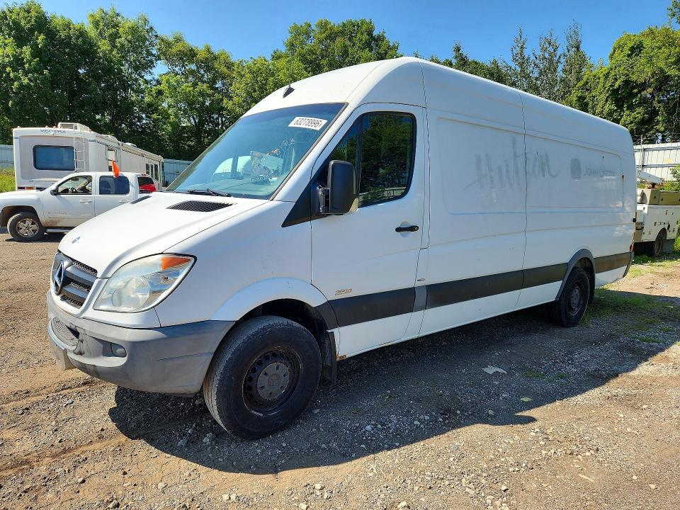 63278996 :رقم المزاد ، WD3PE8CC7D5740376 vin ، 2013 Mercedes-benz Sprinter مزاد بيع
