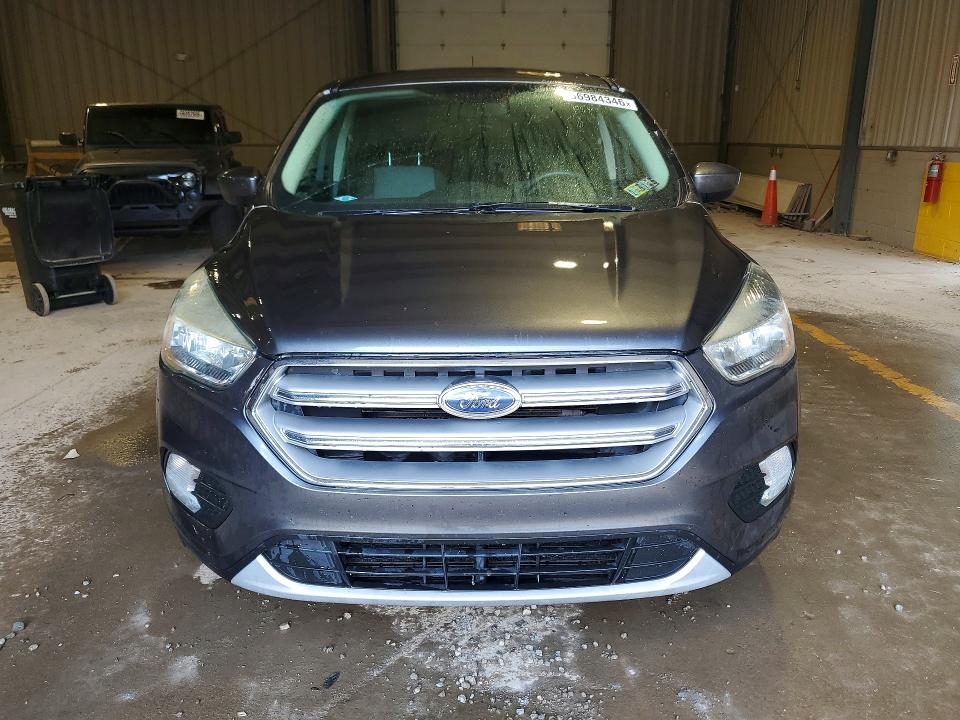 2017 Ford Escape მანქანა იყიდება აუქციონზე, vin: 1FMCU9GD9HUC62680, აუქციონის ნომერი: 66984346