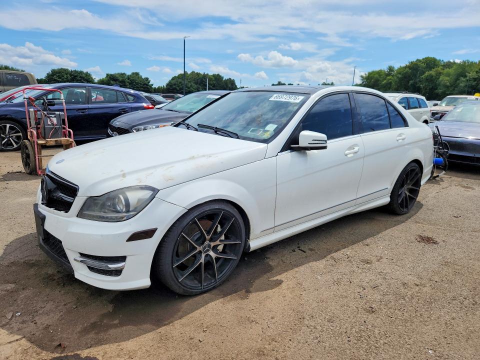 2013 Mercedes-benz C მანქანა იყიდება აუქციონზე, vin: WDDGF8AB8DA780993, აუქციონის ნომერი: 66972976
