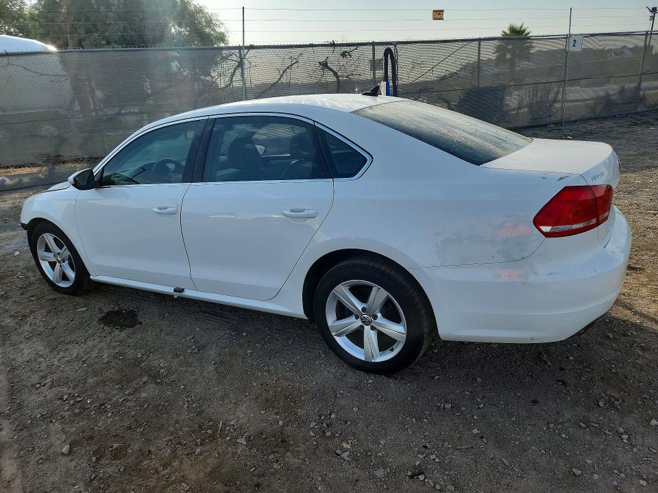 2012 Volkswagen Passat მანქანა იყიდება აუქციონზე, vin: 1VWBP7A30CC029374, აუქციონის ნომერი: 66613786