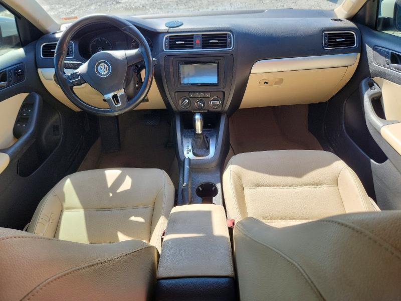 64913686 :رقم المزاد ، 3VWLL7AJ5BM123052 vin ، 2011 Volkswagen Jetta مزاد بيع