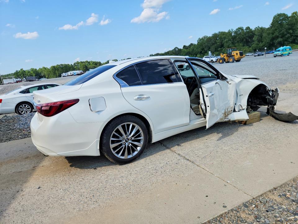 65541656 :رقم المزاد ، JN1EV7AP6JM361676 vin ، 2018 Infiniti Q50 مزاد بيع
