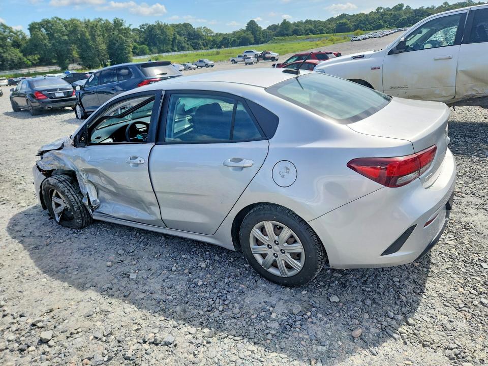2022 Kia Rio მანქანა იყიდება აუქციონზე, vin: 3KPA24AD3NE435083, აუქციონის ნომერი: 64205186