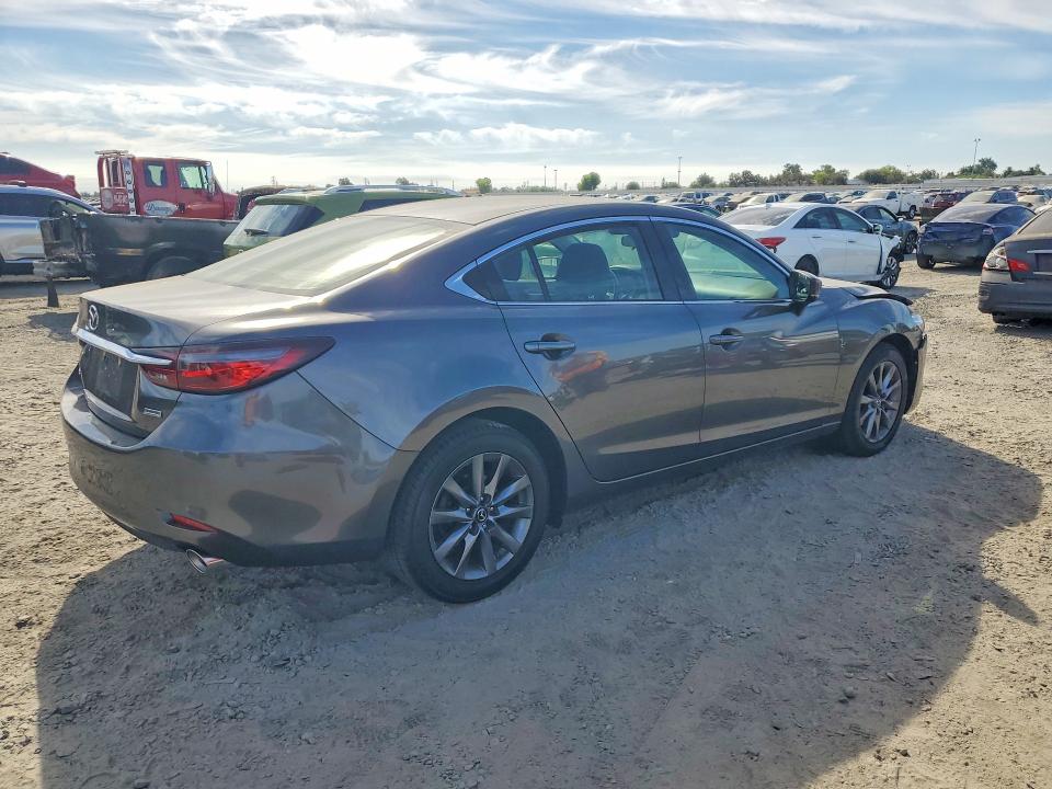 65564316 :رقم المزاد ، JM1GL1UM3J1303391 vin ، 2018 Mazda 6 مزاد بيع
