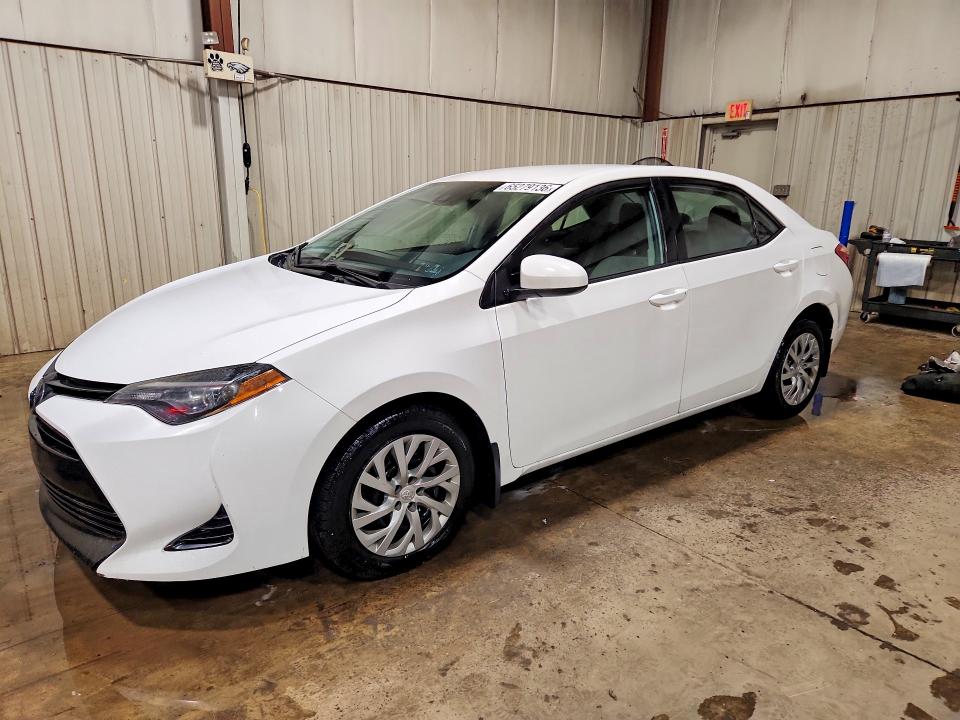 Aukcja sprzedaży 2018 Toyota Corolla, vin: 2T1BURHE8JC058088, numer aukcji: 65279136