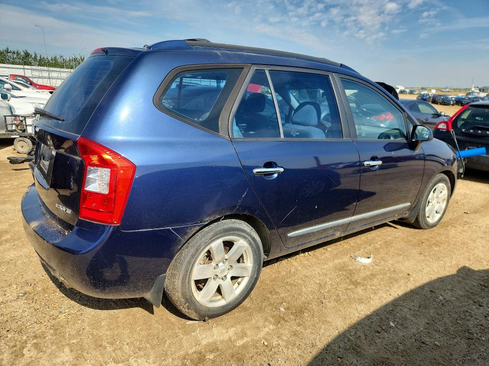 Продажа на аукционе авто 2007 Kia Rondo, vin: KNAFG526X77066140, номер лота: 64418946