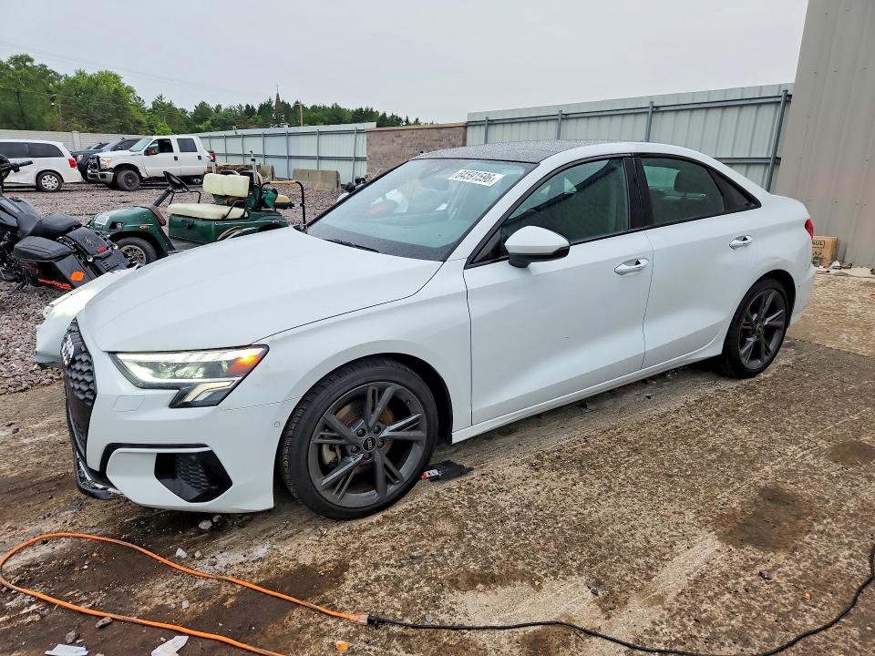 2024 Audi A3 მანქანა იყიდება აუქციონზე, vin: WAUHUDGY0RA008856, აუქციონის ნომერი: 64591596