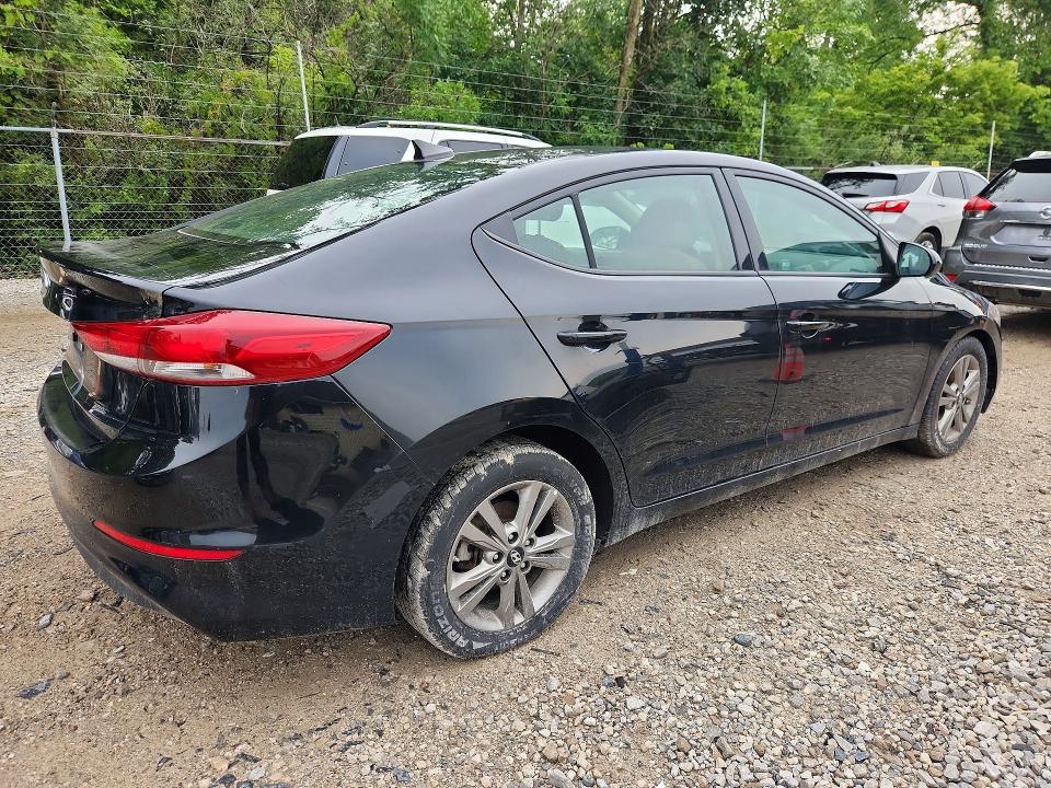 2018 Hyundai Elantra მანქანა იყიდება აუქციონზე, vin: 5NPD84LF1JH281733, აუქციონის ნომერი: 64395386