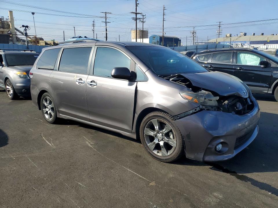 Продажа на аукционе авто 2015 Toyota Sienna, vin: 5TDXK3DC3FS655967, номер лота: 63607186