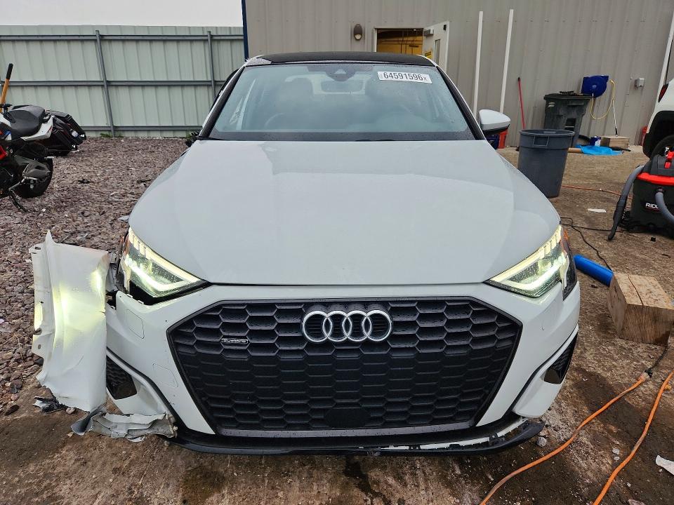 2024 Audi A3 მანქანა იყიდება აუქციონზე, vin: WAUHUDGY0RA008856, აუქციონის ნომერი: 64591596