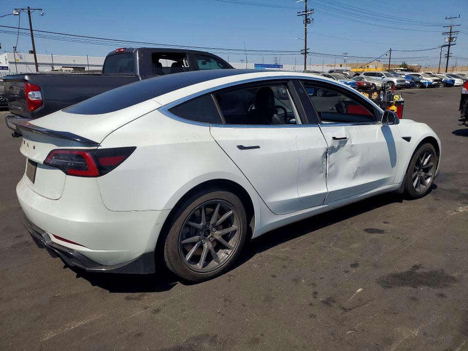 2020 Tesla Model 3 მანქანა იყიდება აუქციონზე, vin: 5YJ3E1EAXLF659201, აუქციონის ნომერი: 64245936