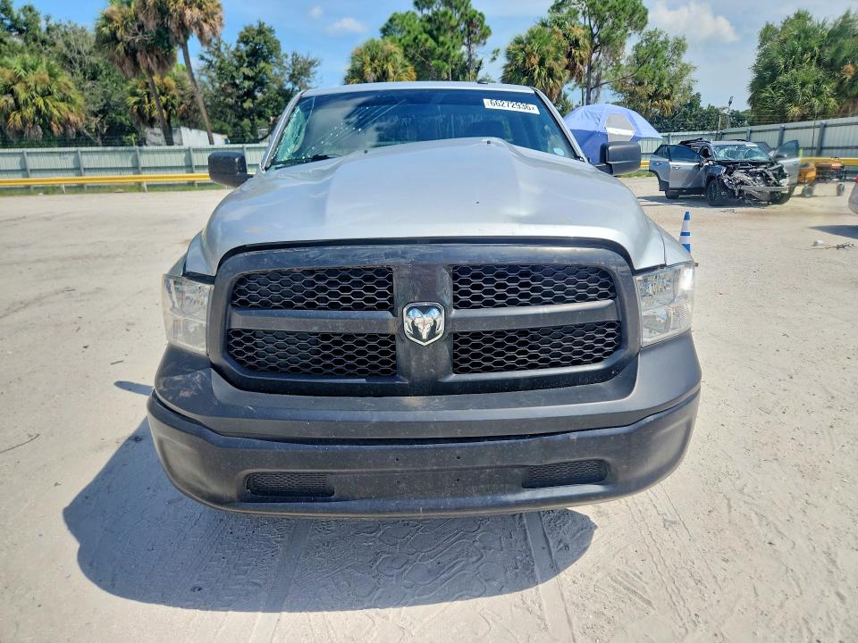 66272936 :رقم المزاد ، 3C6JR6AT5HG668445 vin ، 2017 Ram 1500 مزاد بيع