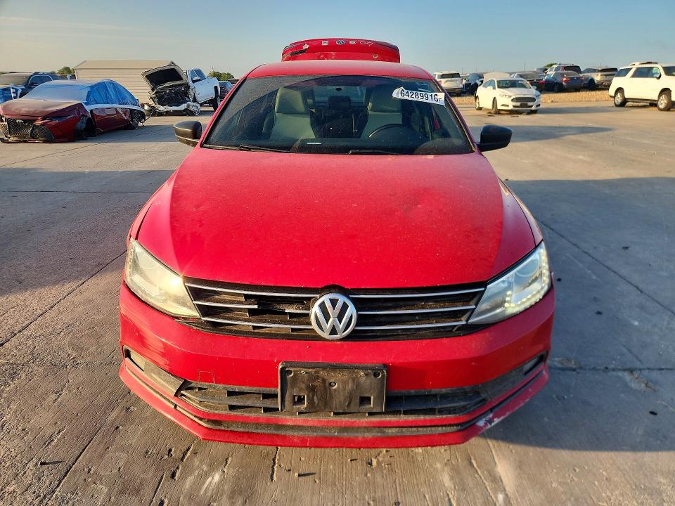 64289916 :رقم المزاد ، 3VWD17AJ9GM324907 vin ، 2016 Volkswagen Jetta مزاد بيع