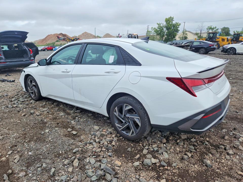 63521266 :رقم المزاد ، KMHLM4DG2SU884921 vin ، 2025 Hyundai Elantra مزاد بيع