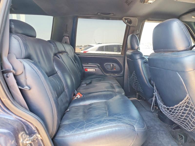 1999 Chevrolet Tahoe მანქანა იყიდება აუქციონზე, vin: 1GNEK13R1XJ452812, აუქციონის ნომერი: 63704876