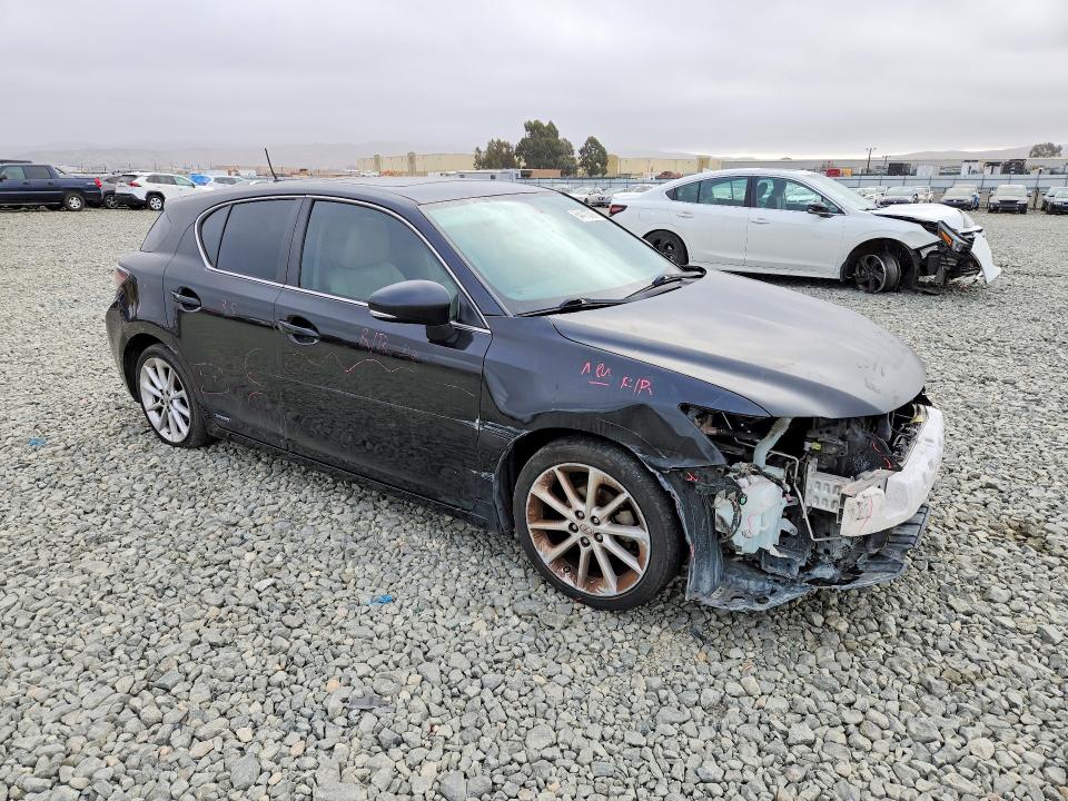 64413526 :رقم المزاد ، JTHKD5BH2B2005574 vin ، 2011 Lexus Ct مزاد بيع