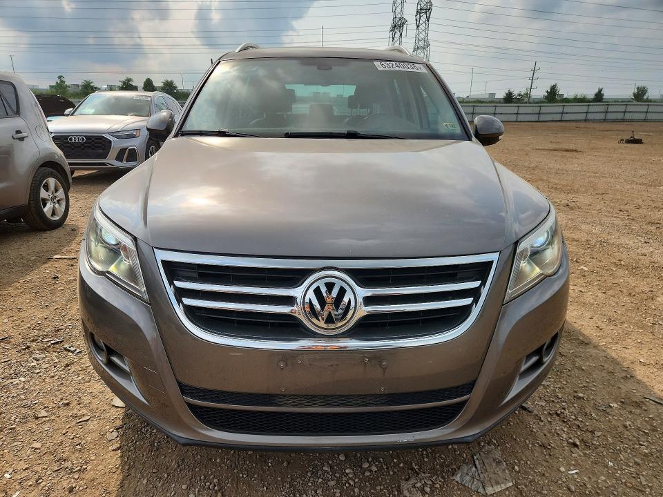 63240036 :رقم المزاد ، WVGBV7AX7AW538137 vin ، 2010 Volkswagen Tiguan مزاد بيع