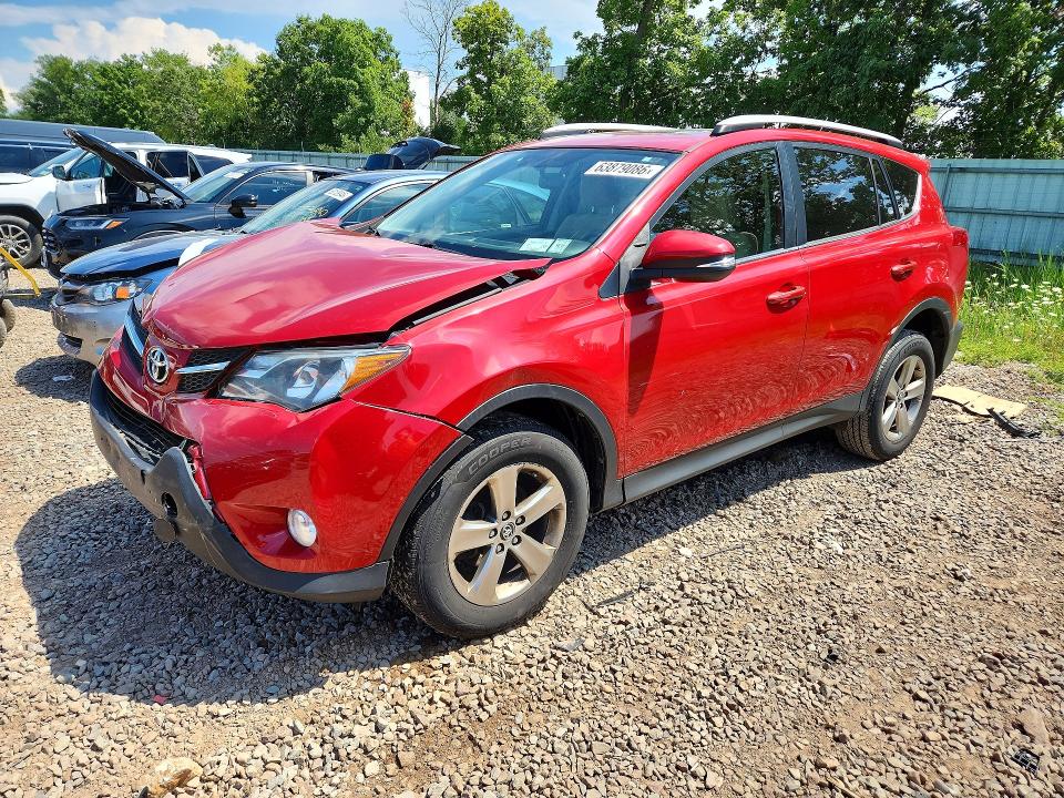 Auction sale of the 2015 Toyota Rav4, vin: JTMRFREV0FD147841, lot number: 63879086
