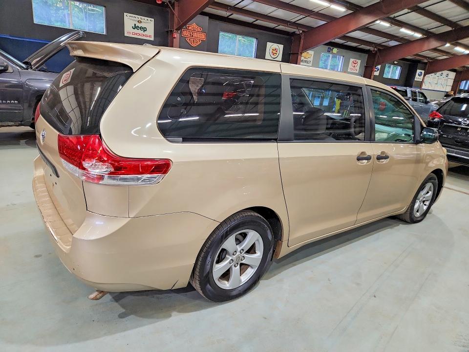 Продаж на аукціоні авто 2012 Toyota Sienna, vin: 5TDZK3DC2CS182597, номер лоту: 64983446