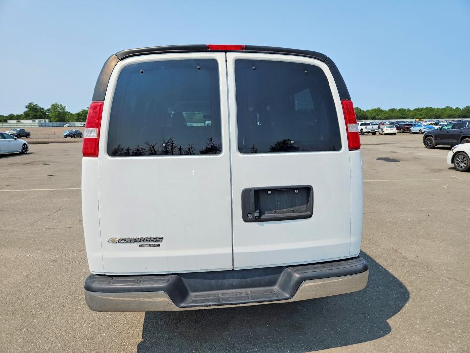 64790026 :رقم المزاد ، 1GAZGMFFXG1233340 vin ، 2016 Chevrolet Express G3500 مزاد بيع