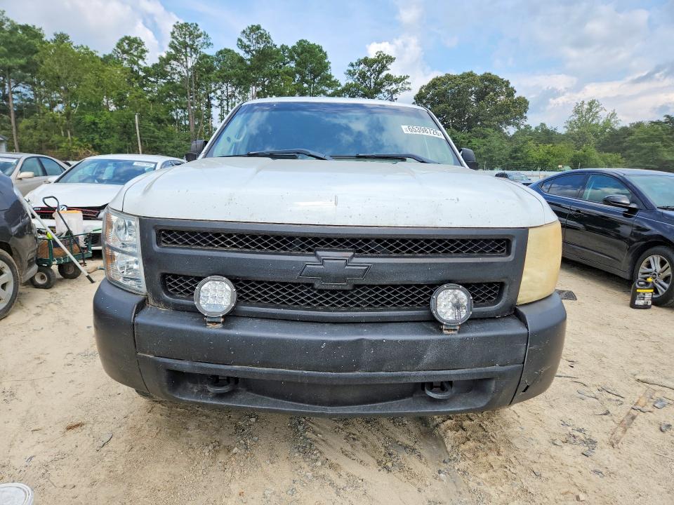 Продажа на аукционе авто 2007 Chevrolet Silverado, vin: 1GCEC19J77E594548, номер лота: 65398726
