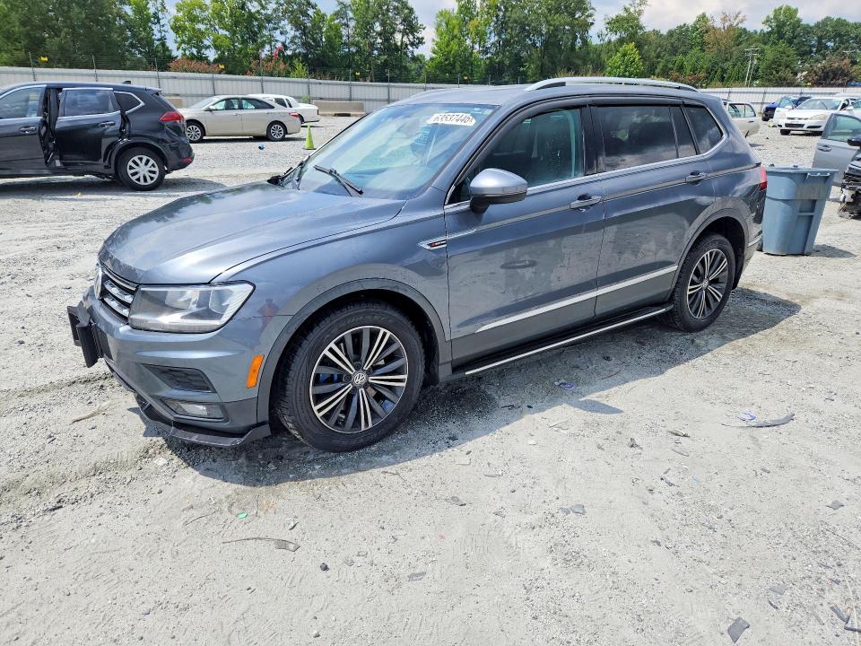 63537446 :رقم المزاد ، 3VV2B7AX3JM016796 vin ، 2018 Volkswagen Tiguan مزاد بيع