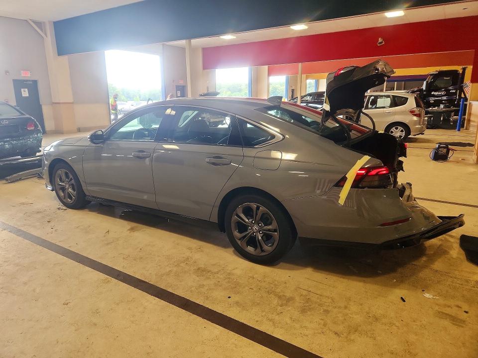 63989736 :رقم المزاد ، 1HGCY2F68RA023631 vin ، 2024 Honda Accord مزاد بيع