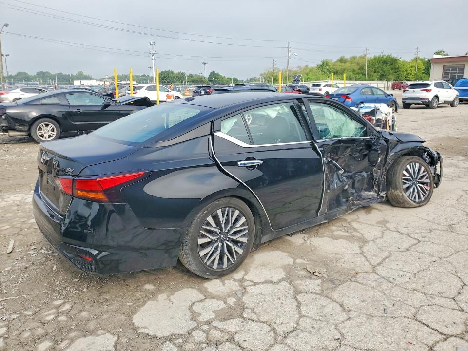 64684006 :رقم المزاد ، 1N4BL4DV0PN326655 vin ، 2023 Nissan Altima مزاد بيع