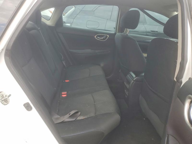 Продаж на аукціоні авто 2018 Nissan Sentra, vin: 3N1AB7APXJY315515, номер лоту: 63071916