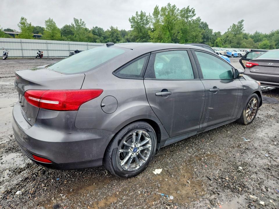 65041726 :رقم المزاد ، 1FADP3F26FL243168 vin ، 2015 Ford Focus مزاد بيع