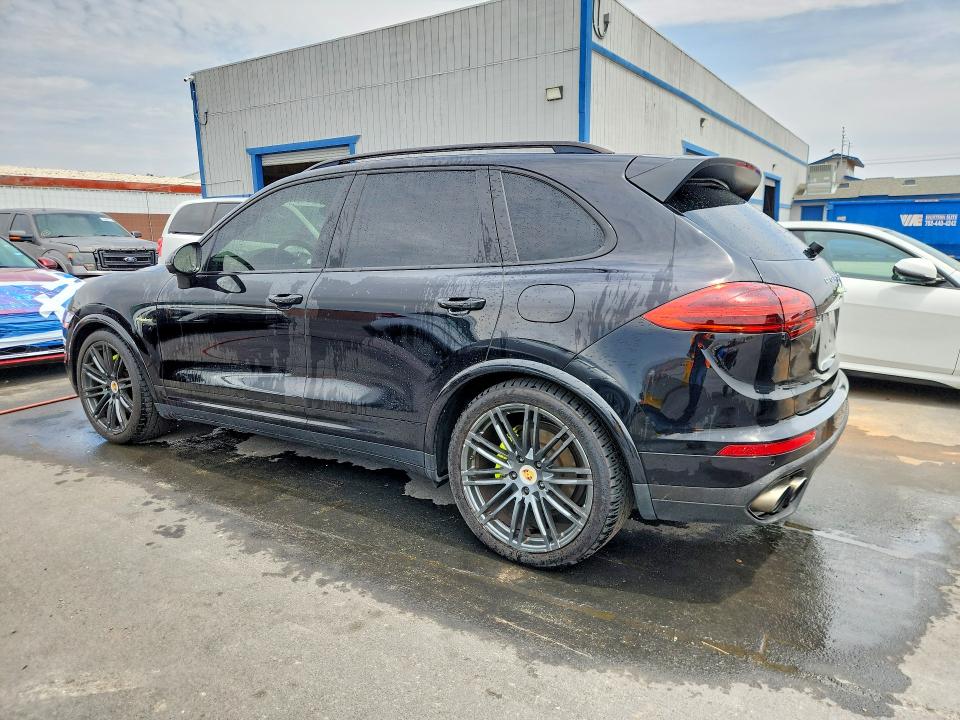 Продажа на аукционе авто 2017 Porsche Cayenne, vin: WP1AE2A20HLA70625, номер лота: 64428586