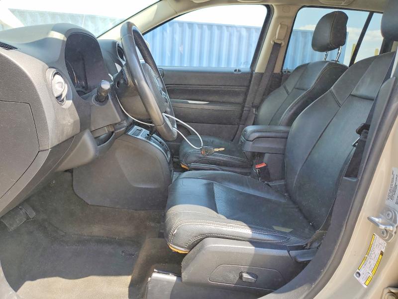 63916656 :رقم المزاد ، 1C4NJDEB8HD110240 vin ، 2017 Jeep Compass مزاد بيع