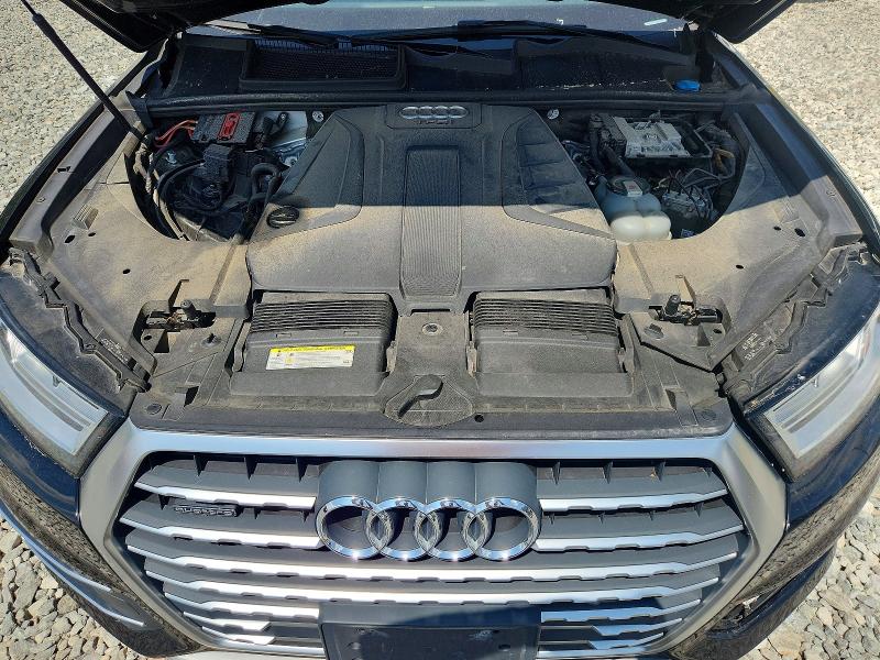 63821056 :رقم المزاد ، WA1LHAF79HD041726 vin ، 2017 Audi Q7 مزاد بيع