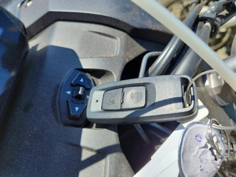 63217316 :رقم المزاد ، MLHKF5454S5101328 vin ، 2025 Honda Adv160 مزاد بيع