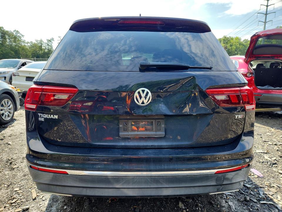 Продажа на аукционе авто 2018 Volkswagen Tiguan, vin: 3VV3B7AX8JM104473, номер лота: 65498686