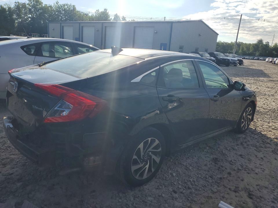 Продажа на аукционе авто 2018 Honda Civic, vin: 2HGFC2F79JH511111, номер лота: 63381386