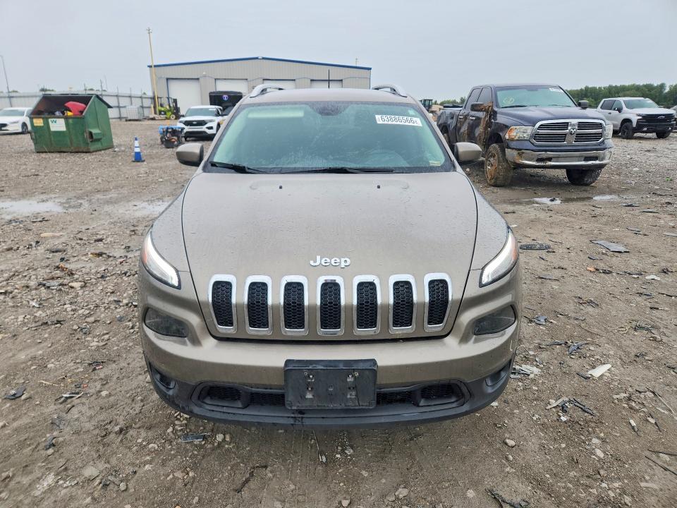 63886566 :رقم المزاد ، 1C4PJMCS4HW636350 vin ، 2017 Jeep Cherokee مزاد بيع