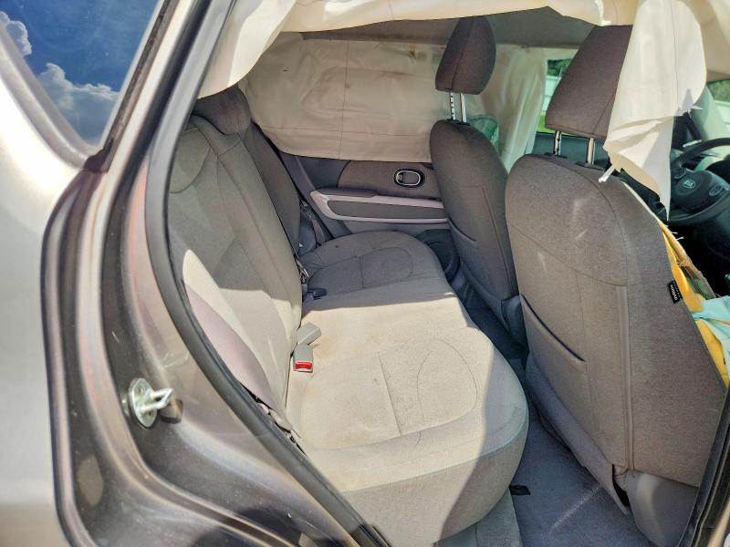 63145726 :رقم المزاد ، KNDJP3AE9J7026665 vin ، 2018 Kia Soul Ev مزاد بيع