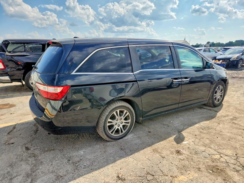 66789156 :رقم المزاد ، 5FNRL5H64BB046973 vin ، 2011 Honda Odyssey مزاد بيع