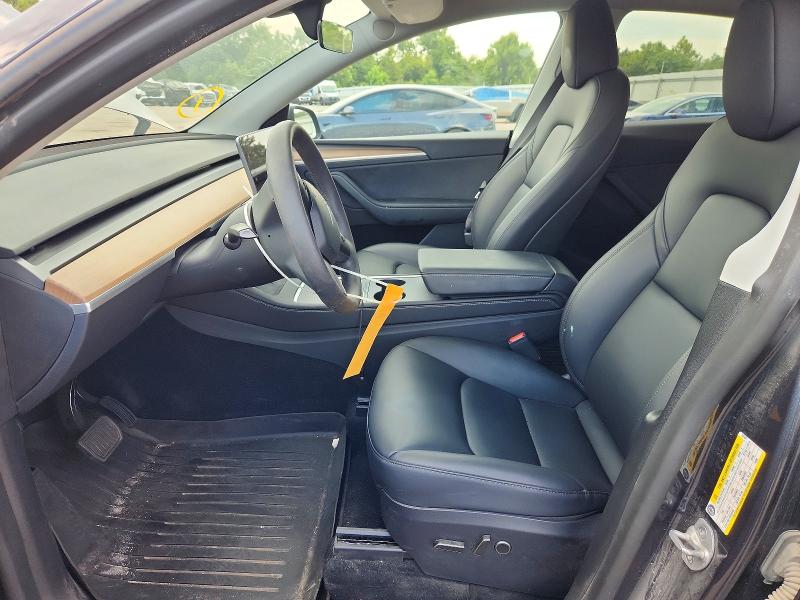 60560806 :رقم المزاد ، 7SAYGDEE1SA355497 vin ، 2025 Tesla Model Y مزاد بيع