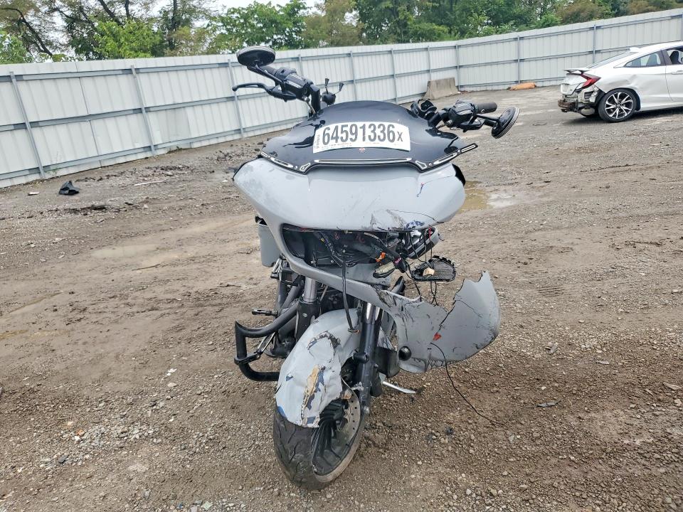 64591336 :رقم المزاد ، 1HD1KTM11FB615977 vin ، 2015 Harley-davidson Fltrxs مزاد بيع