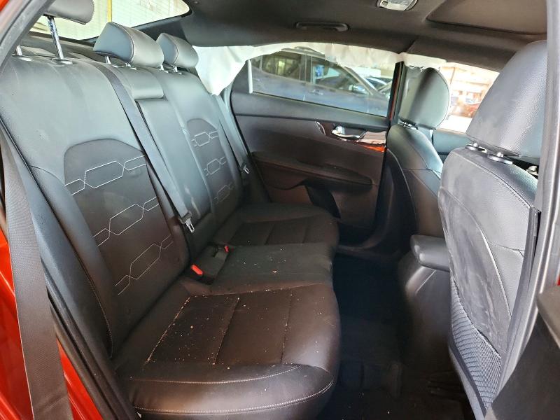 65134196 :رقم المزاد ، 3KPF54AD3NE439874 vin ، 2022 Kia Forte مزاد بيع