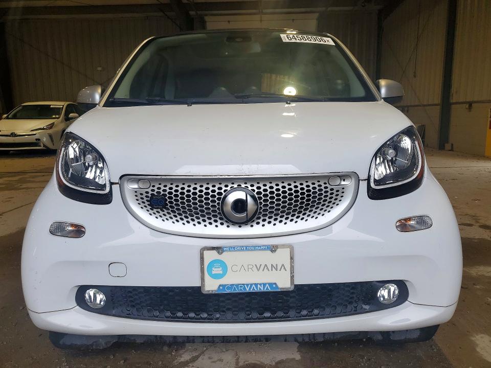 Aukcja sprzedaży 2018 Smart Fortwo, vin: WMEFJ9BA5JK283701, numer aukcji: 64588906